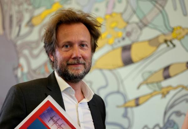 Boris Vallaud, député du Parti socialiste (PS), arrive pour participer à un débat au Beffroi de Montrouge, à Montrouge, dans les Hauts-de-Seine, le 22 juin 2026