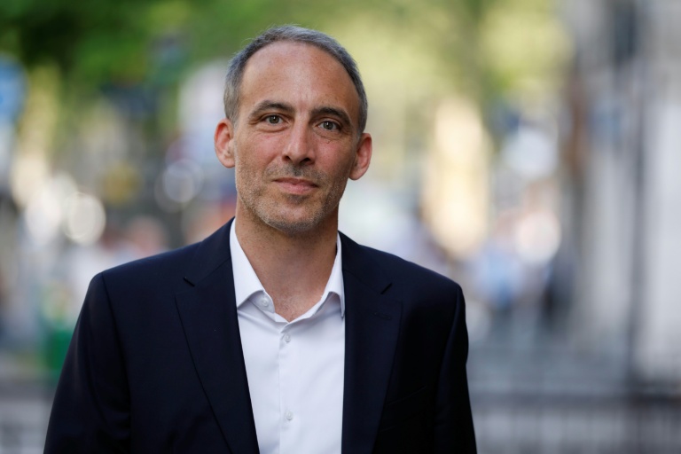 Le dirigeant de Place publique et député européen Raphaël Glucksmann, à Paris, le 28 mai 2026
