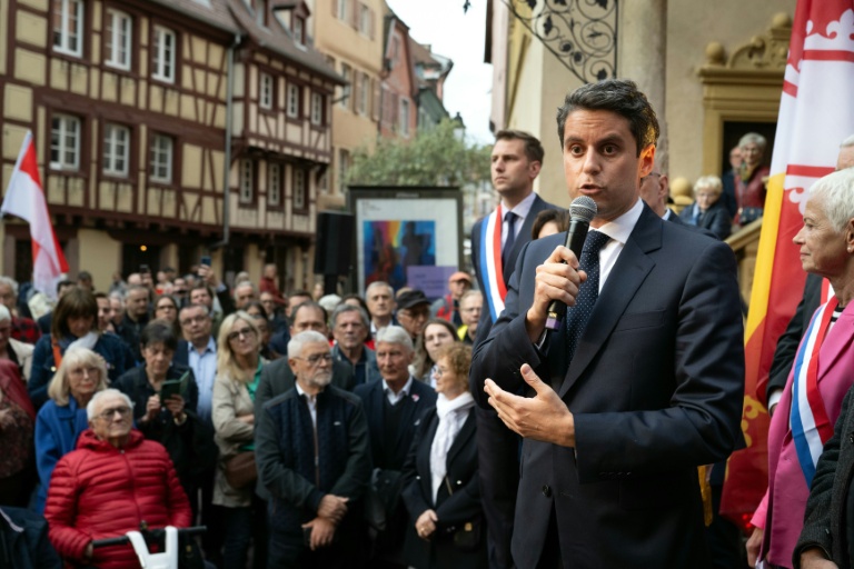 Gabriel Attal donne un discours, le 19 mai 2026 à Colmar (Haut-Rhin)