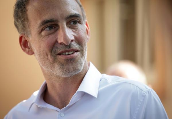 Raphaël Glucksmann à Jonquières, dans l'Aude le 12 août 2026