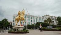 Cette statue équestre de Jeanne d'Arc, photographiée le 2 juin 2025 à Nice, a été réalisée par l'atelier Missor sans mise en concurrence dans ce marché public