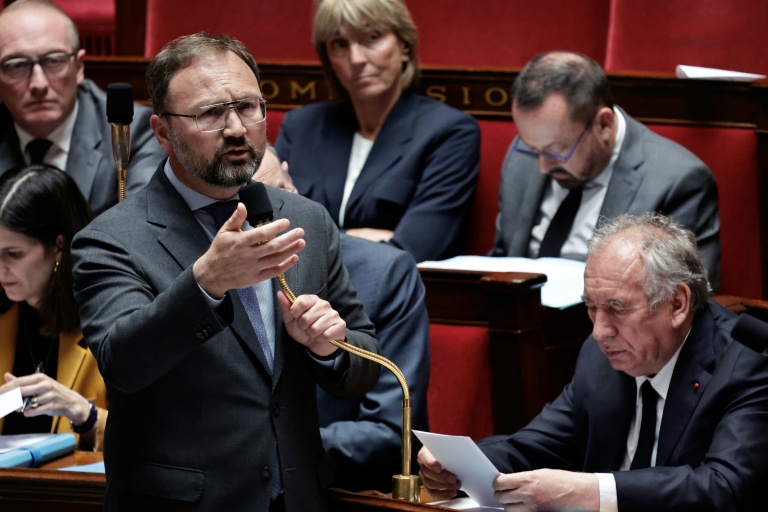 Le ministre chargé des Relations avec le Parlement Patrick Mignola (MoDem), le 11 juin 2025 à l'Asssemblée nationale 