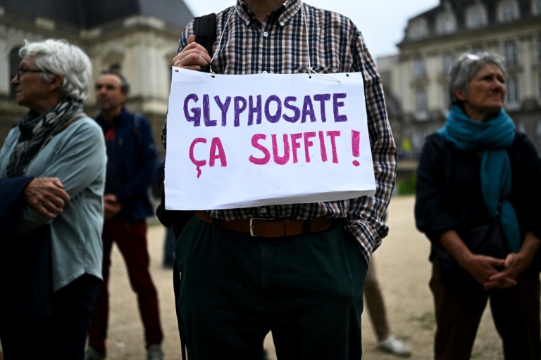 Une manifestation contre l'usage du glyphosate, à Rennes, le 12 octobre 2023