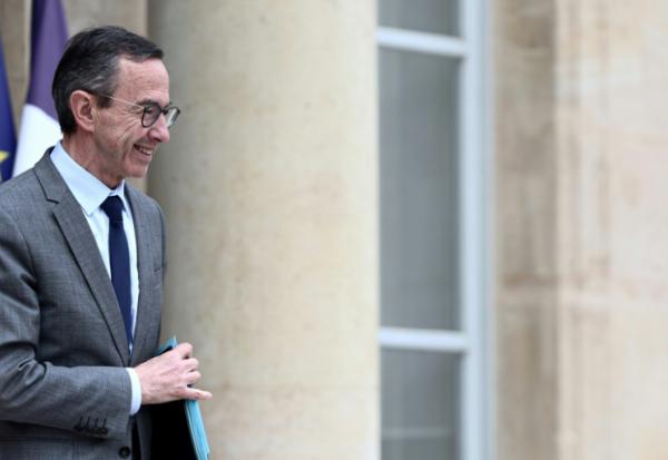 Le ministre de l'Intérieur Bruno Retailleau à la sortie de l'Elysée, le 15 mai 2025 à Paris
