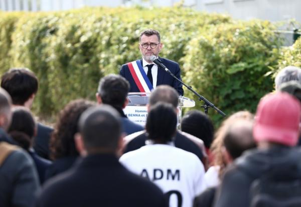 Olivier Klein, maire sortant de Clichy-sous-Bois (Seine-Saint-Denis), lors des 20 ans de la mort de Zyed et Bouna, le 27 octobre 2025 à Clichy-sous-Bois