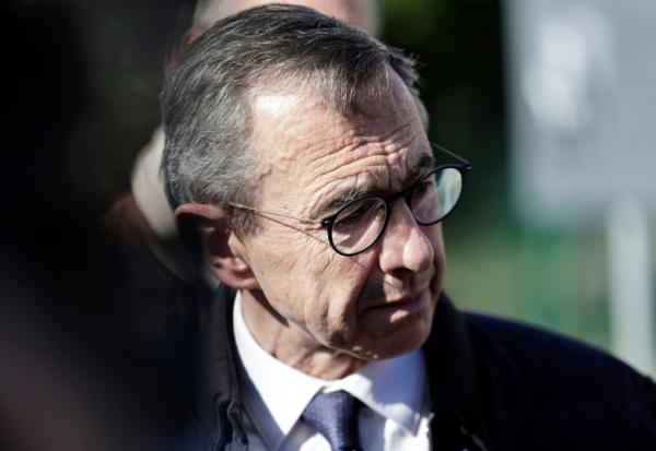 Le candidat LR à la présidentielle Bruno Retailleau à Nanterre le 23 avril 2026