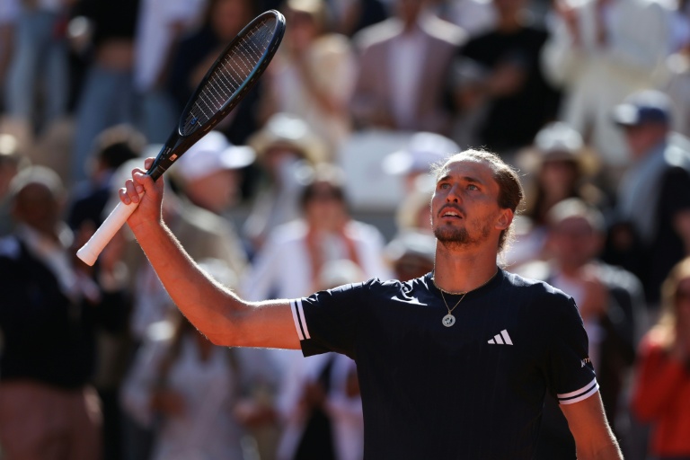 L'Allemand Alexander Zverev, qualifié pour la finale de Roland-Garros, en battant le Tchèque Jakub Mensik, le 5 juin 2026