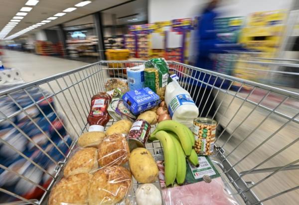 Le taux d'inflation au Royaume-Uni a reculé à 2,6% en juin, dans la foulée notamment d'une baisse des prix des carburants