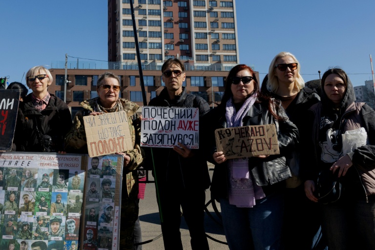 Manifestation à Kiev pour un échange de prisonniers. Le 2 mars 2026