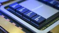Le géant sud-coréen Samsung Electronics a dit s'attendre à un bond de plus de 780% sur un an de son bénéfice d'exploitation au troisième trimestre, porté par l'envolée des prix des semi-conducteurs et le boom de l'IA