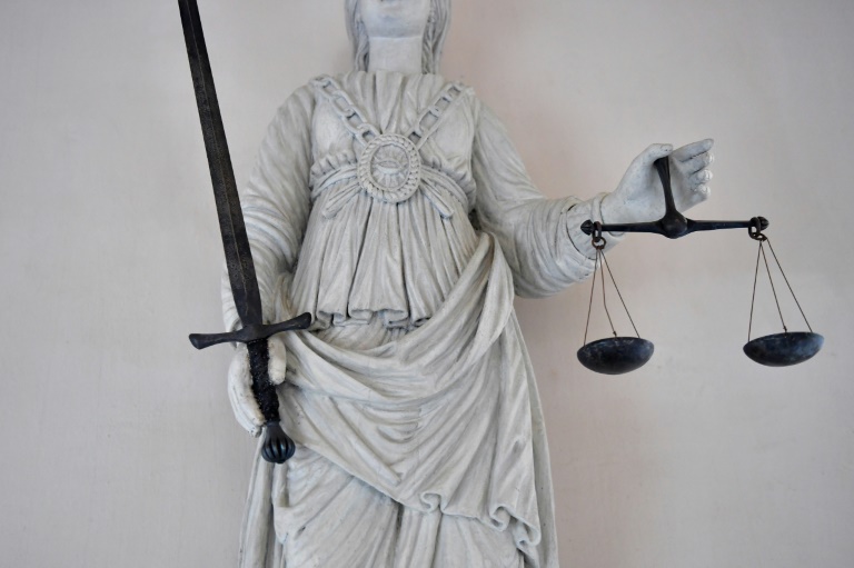 Le tribunal correctionnel de Marseille a condamné l'élu municipal PS Sébastien Jibrayel et trois autres hommes pour avoir roué de coups des militants LFI le 18 janvier 2025 