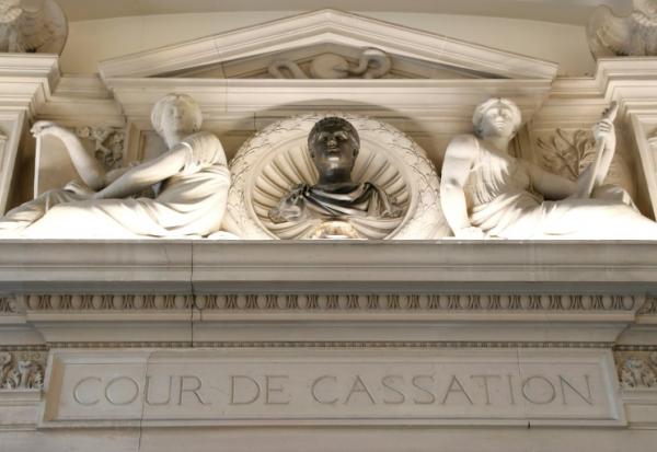La Cour de cassation a examiné mardi pour la première fois la question de la protection spécifique accordée au secret des sources des journalistes lorsqu'ils font l'objet d'une perquisition en dehors de chez eux ou de leur rédaction