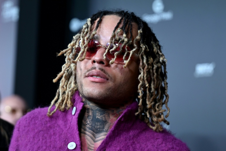 Le rappeur Zola pose avant la première édition de la cérémonie de remise des prix musicaux 