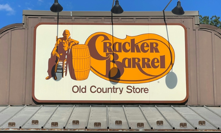 Logo de Cracker Barrel à Mount Arlington, New Jersey, le 22 août 2025
