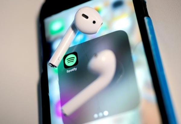Le géant suédois de la musique en ligne Spotify a enregistré une hausse de 11% sur un an du nombre de ses utilisateurs actifs au quatrième trimestre 2025