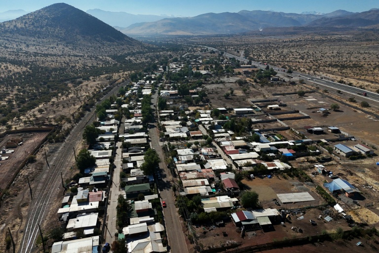 Le quartier Montenegro, la zone résidentielle la plus proche de la décharge de Los Colorados, exploitée par KDM Residuos, à Tiltil, au Chili, le 8 mai 2026