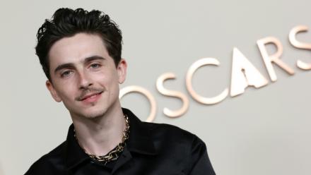 L'acteur franco-américain Timothée Chalamet au dîner des nominés de la 97e cérémonie des Oscars, à Los Angeles, le 25 février 2025