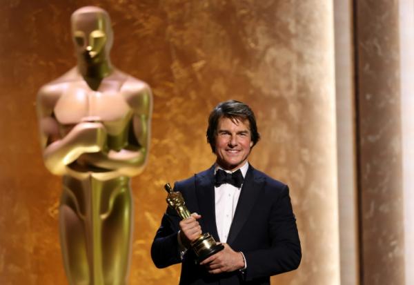 L'acteur américain Tom Cruise reçoit un Oscar d'honneur pour l'ensemble de sa carrière à Hollywood le 16 novembre 2025