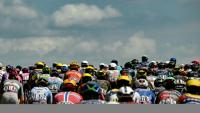 Le peloton du Tour de France lors de la 13e étape entre Dole et Belfort, le 17 juillet 2026