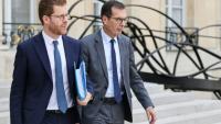 Le ministre des Comptes publics David Amiel et le ministre du Travail Jean-Pierre Farandou à la sortie du conseil des ministres le 10 septembre 2026