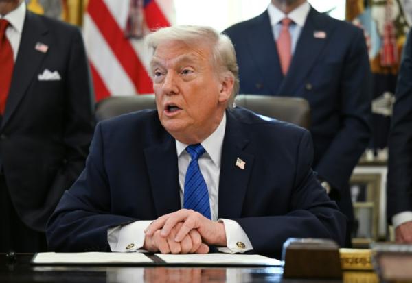 Le président américain Donald Trump dans le Bureau ovale de la Maison Blanche à Washington, le 30 janvier 2026