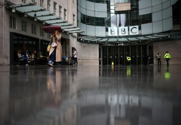 L'entrée des bureaux la BBC à Londres, le 11 novembre 2025