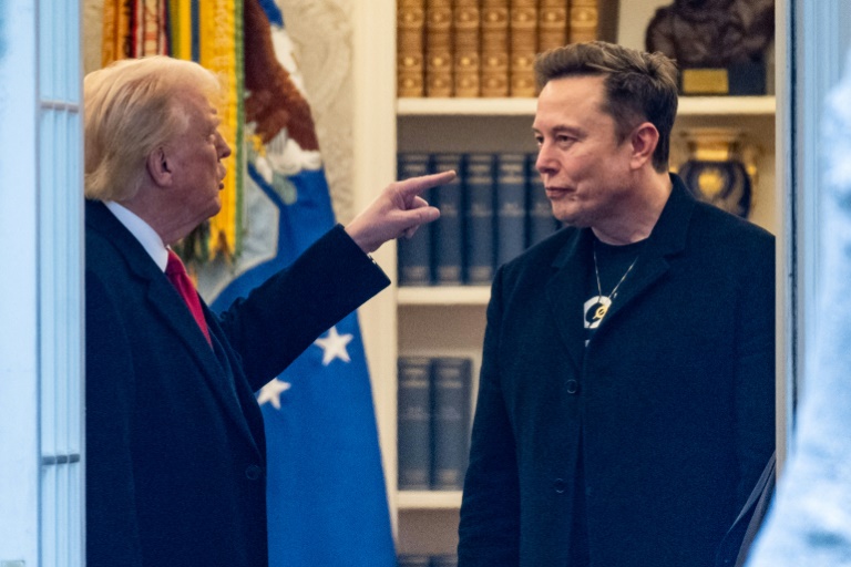 Donald Trump et Elon Musk dans le Bureau ovale de la Maison Blanche, à Washington, le 14 mars 2025