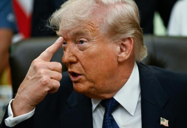 Donald Trump dans le Bureau ovale le 5 mai 2026, à la Maison Blanche