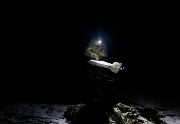 Il existe une large variété de drones: des appareils civils bon marché transformés en bombe fonçant sur leurs cibles ou d'autres plus grands pouvant frapper à des centaines de kilomètres