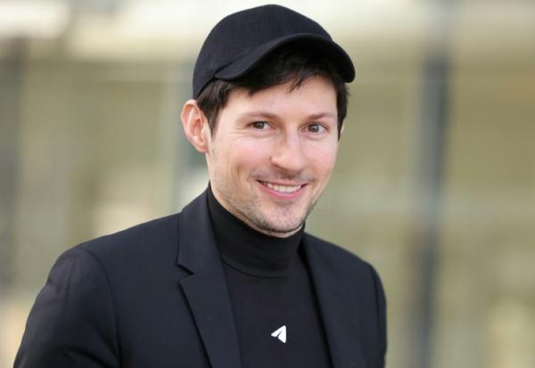 Pavel Durov, PDG et fondateur de l'application de messagerie Telegram, arrive au palais de justice de Paris le 6 décembre 2024