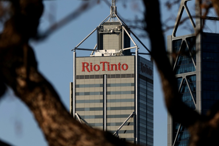 Le logo du géant minier Rio Tinto à Perth, le 2 septembre 2025 en Australie