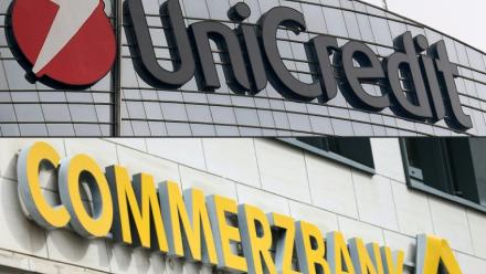Montage photos du 18 décembre 2024 montrant les logos d'Unicredit et de Commerzbank