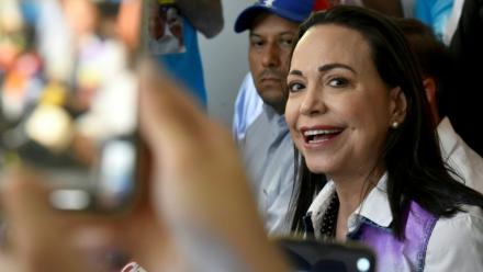 La cheffe de l'opposition vénézuélienne Maria Corina Machado lors d'un rassemblement de campagne du candidat à la présidence Edmundo Gonzalez Urrutia, à Barinas, au Venezuela, le 6 juillet 2024