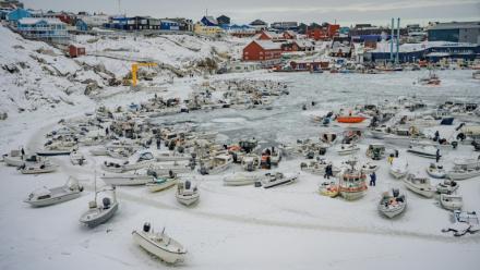Vue du port d'Ilulissat, au Groenland, le 18 mars 2026

