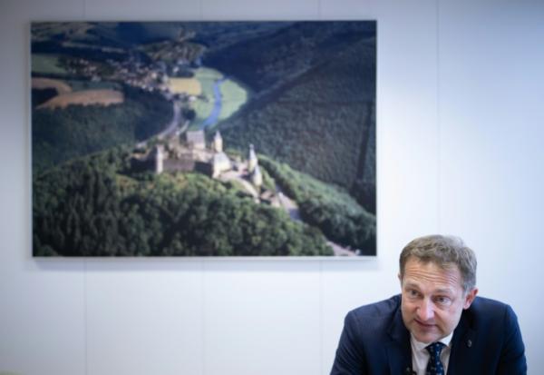 Le commissaire européen à l'Agriculture Christophe Hansen, à Bruxelles le 24 février 2026