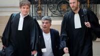 L'ex-animateur de télévision Stéphane Plaza arrive avec ses avocats au palais de justice de Paris, le 26 juin 2026