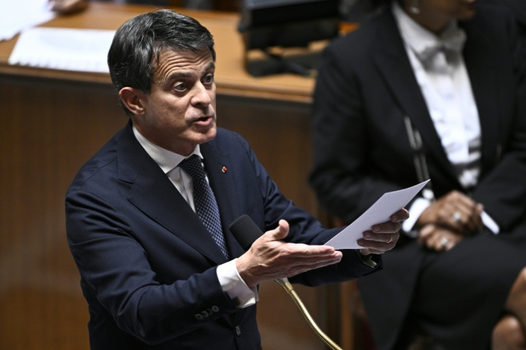 Manuel Valls, ministre des Outre-mer dans le gouvernement Bayrou, à l'Assemblée nationale à Paris le 1er juillet 2025