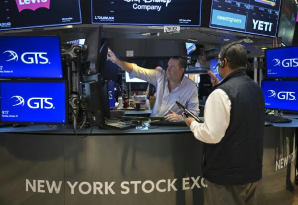 Des opérateurs à la Bourse de New York, le 19 octobre 2026