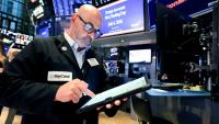 Un opérateur à la Bourse de New York, le 6 juillet 2026