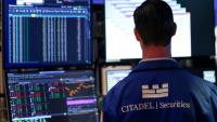 Un opérateur à la Bourse de New York le 23 juin 2025