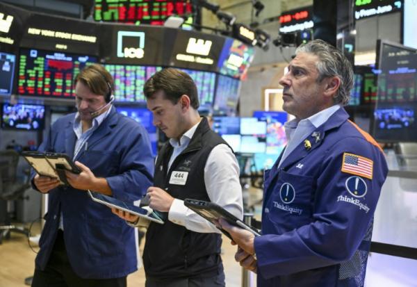 Des opérateurs à la Bourse de New York le 24 août 2026