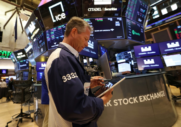 Un opérateur à la Bourse de New York, le 14 juillet 2026