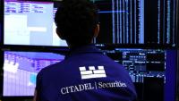 Un opérateur à la Bourse de New York, le 11 août 2025