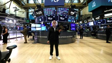 Un opérateur à la Bourse de New York, le 11 août 2025
