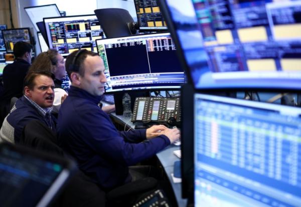 Des opérateurs à la Bourse de New York le 8 avril 2026