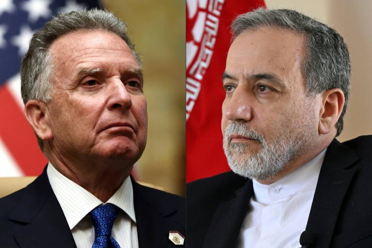 Steve Witkoff, à gauche, et Abbas Araghchi, à droite, doivent conduire vendredi à Oman les négociations entre l'Iran et les Etats-Unis
