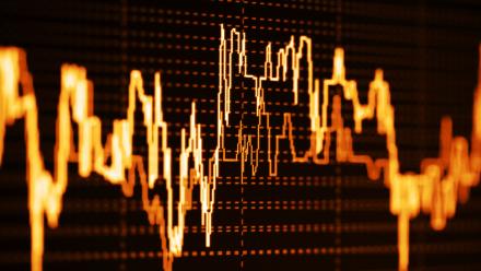 Le CAC 40 au-dessus des 7600 points après une trêve précaire au Moyen-Orient