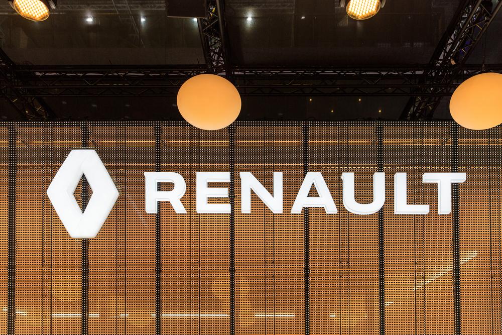 Renault en hausse sur des rumeurs de fusion avec Stellantis