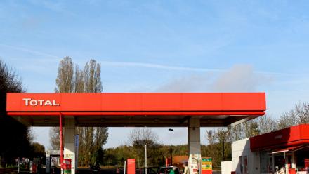 TotalEnergies et Avril concluent un accord pour la production de carburants aériens durables