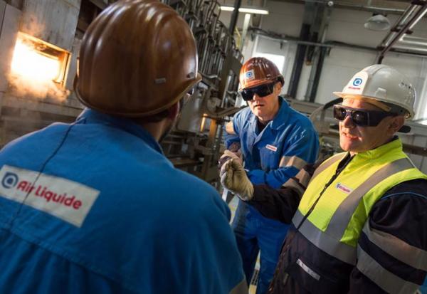 Air Liquide : le résultat net part du groupe à 3,52 MdsE, dividende de 3,70E